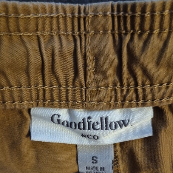 Goodfellow & Co Tan Relaxed Shorts - Picture 2 of 6